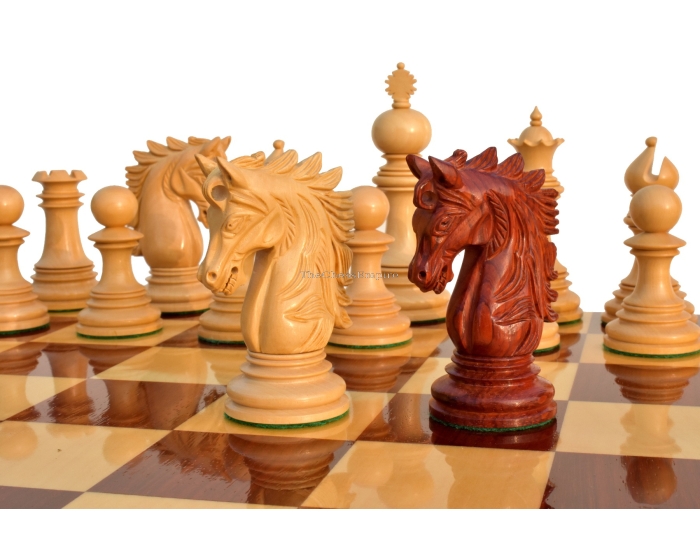 Victoria Castle Series Chess Pieces <br> Boxwood & padauk <br> 4.4" King
