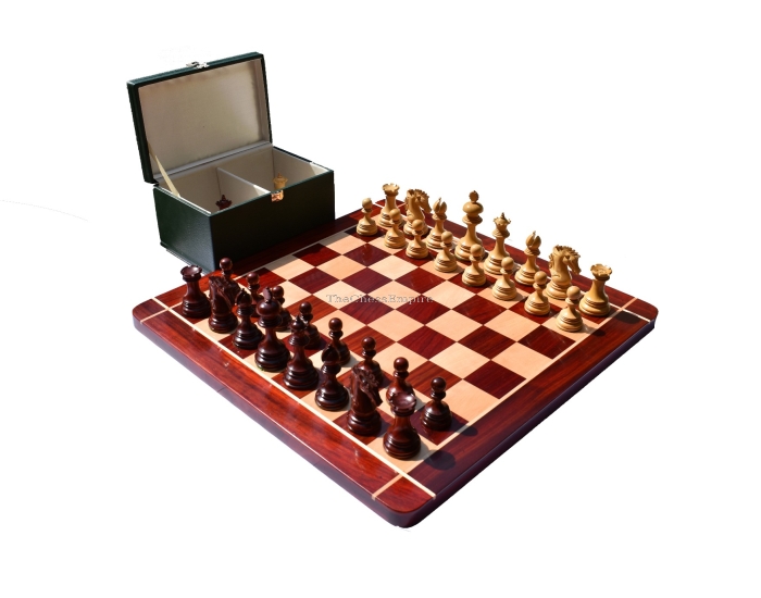 Wellington Series Chess set <br> Boxwood & Padauk <br> 4.4" King with 2.25" Square Chess Board