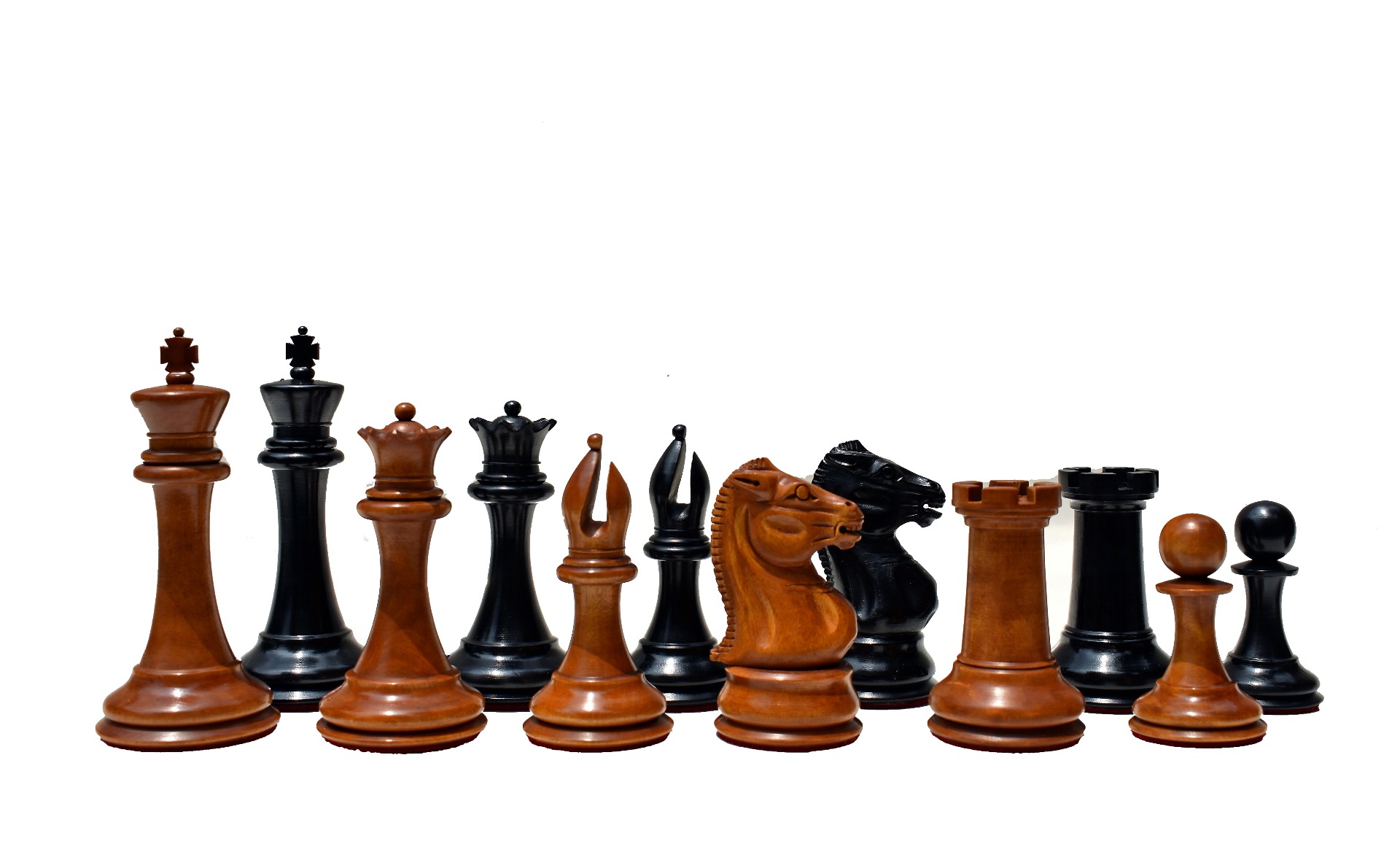 1849 Early Version Reproduced 4.4 Chess Set in Natural Boxwood/Ebony
