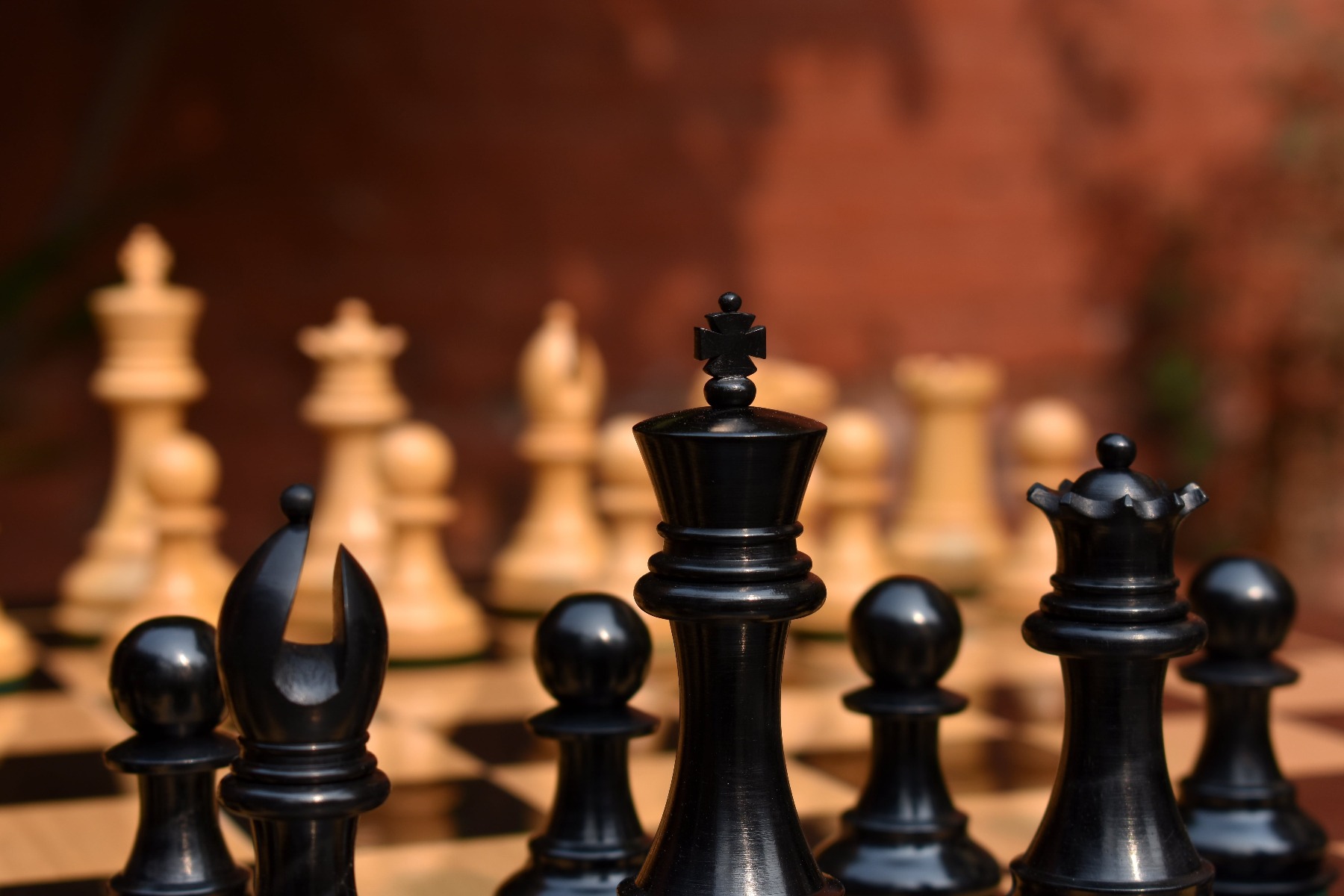 centurion_series_chessmen_ebony_11__1_2