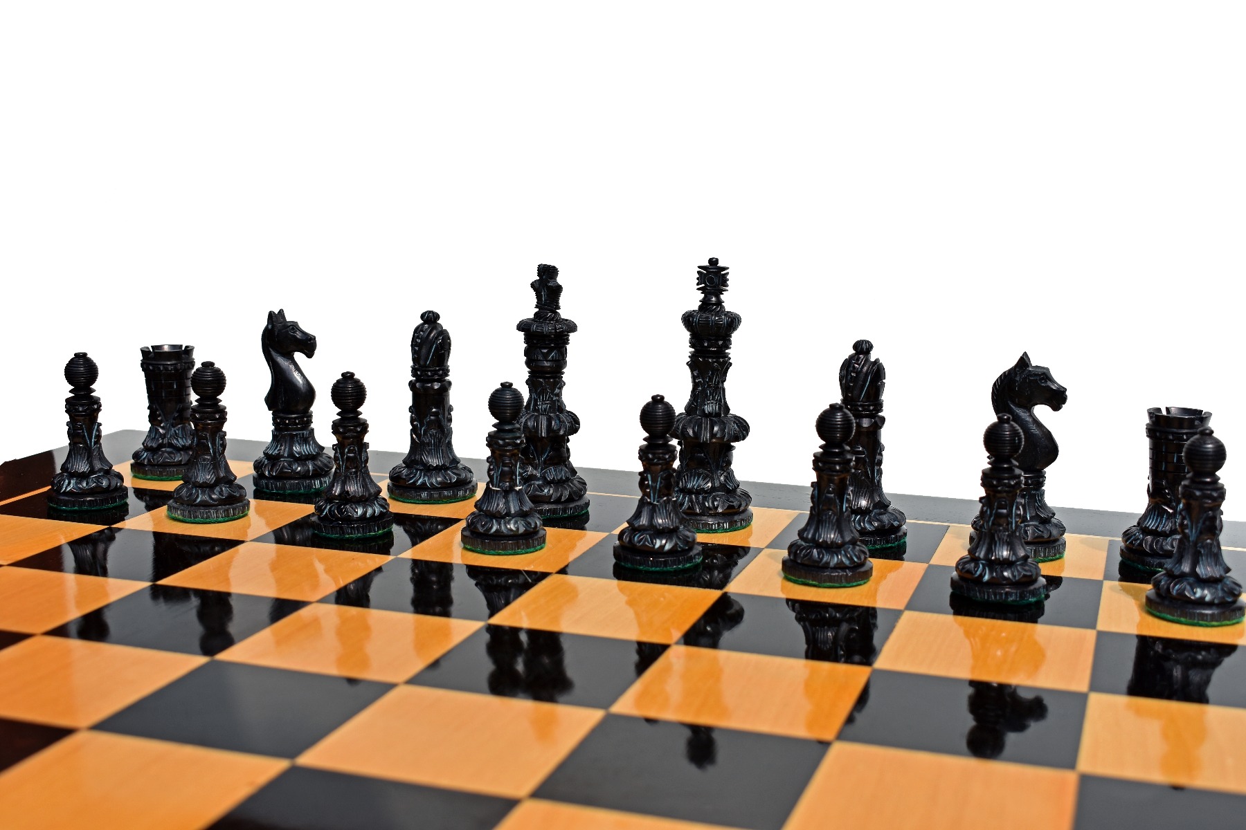 Indian Maharaja Heritage Bone Chess Pieces Natural Bone & Black Stained Bone 3.9" King-735