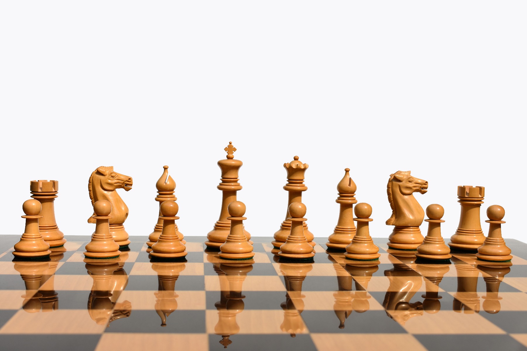 madrid_series_rosewood_chess_pieces_1__1