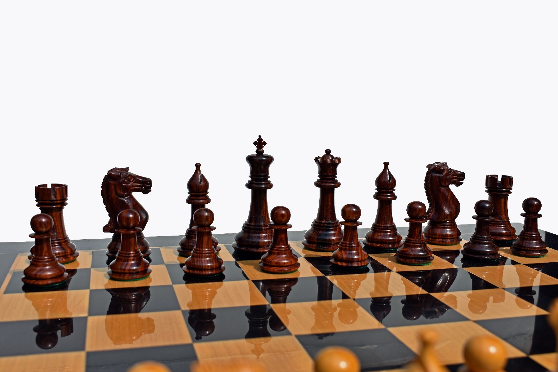 madrid_series_rosewood_chess_pieces_4__1