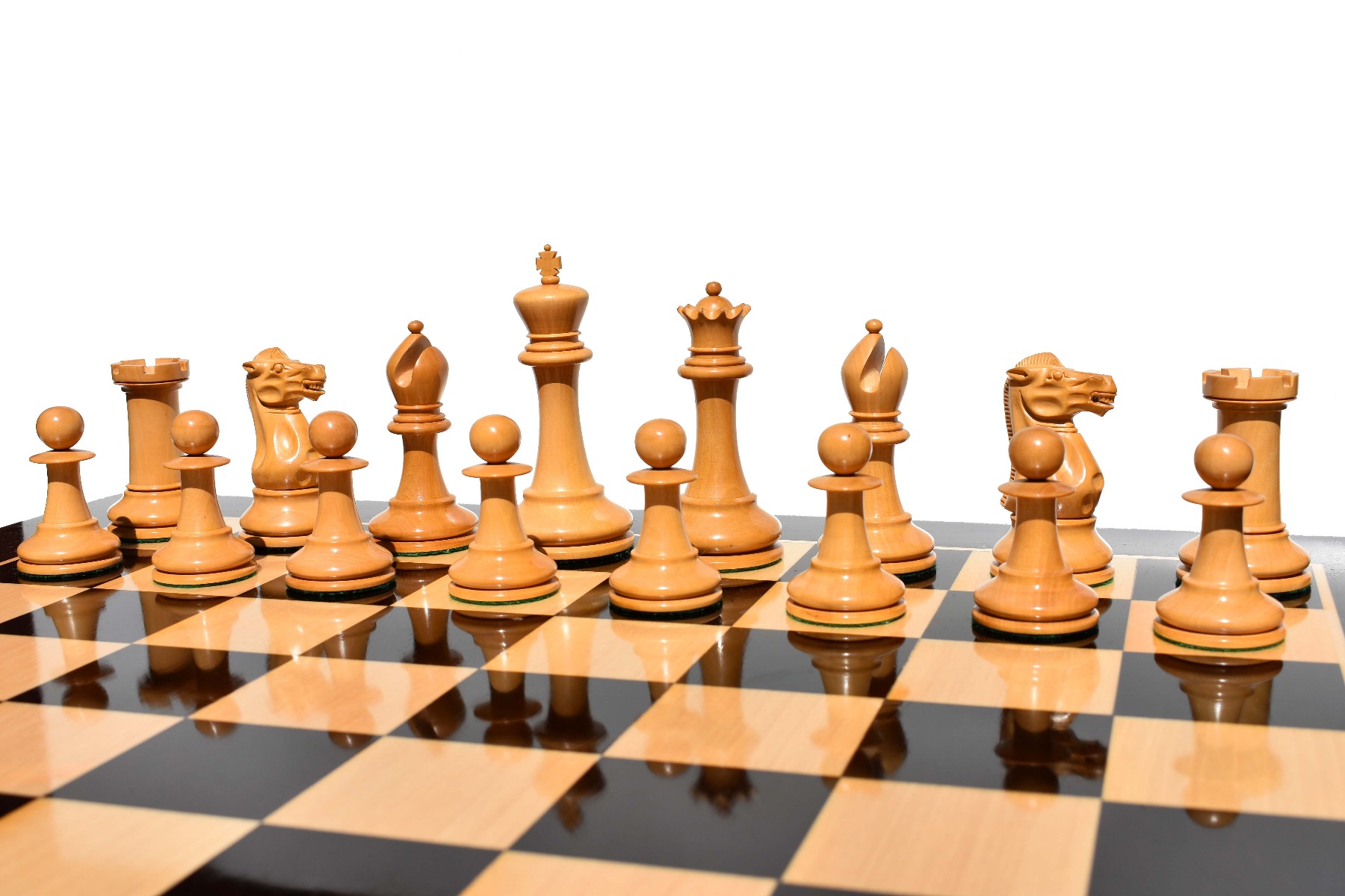 Hampshire Series Chess Pieces <br> Boxwood & Ebony <br> 4.4" King-2808 Hampshire Series Chess Pieces Boxwood & Ebony 4.4" King-2808