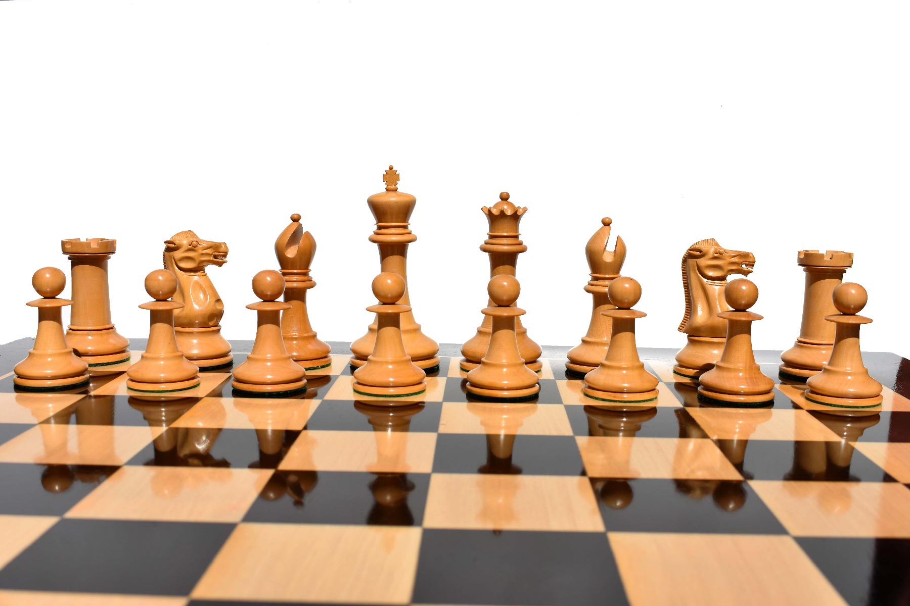 Hampshire Series Chess Pieces <br> Boxwood & Ebony <br> 4.4" King-2807 Hampshire Series Chess Pieces Boxwood & Ebony 4.4" King-2807