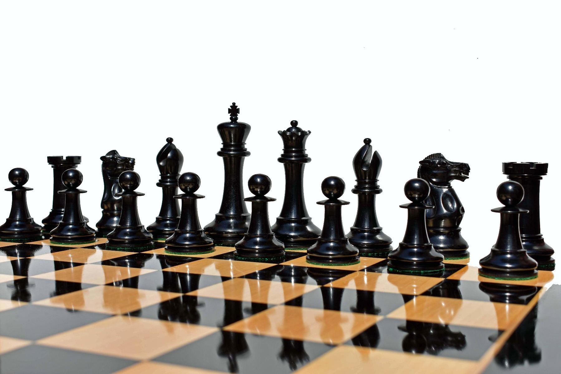 1855-1860 Anderssen Jaques Chess Pieces <br> Antiqued Boxwood & Ebony <br> 4.4" King-2047 1855-1860 Anderssen Jaques Chess Pieces Antiqued Boxwood & Ebony 4.4" King-2047