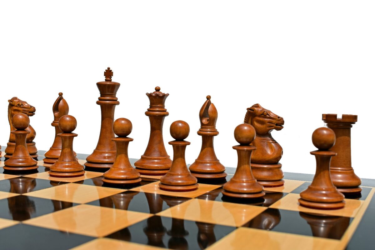 Jaques Morphy Style 1849 Cook Type Knight Chess Pieces Antiqued Boxwood & Ebony 4" KIng-2118
