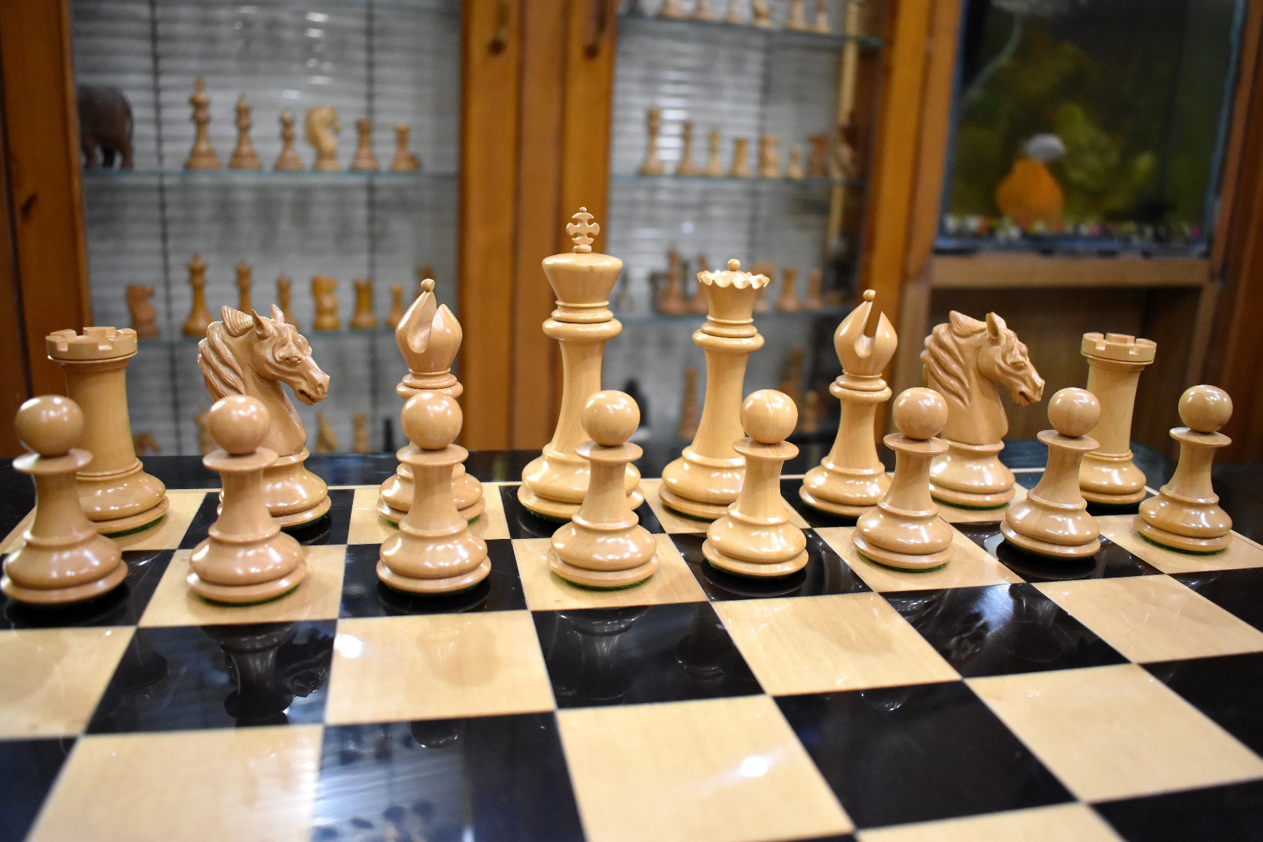 The Master Series Chess Pieces Boxwood & Padauk 4.4" King-2713