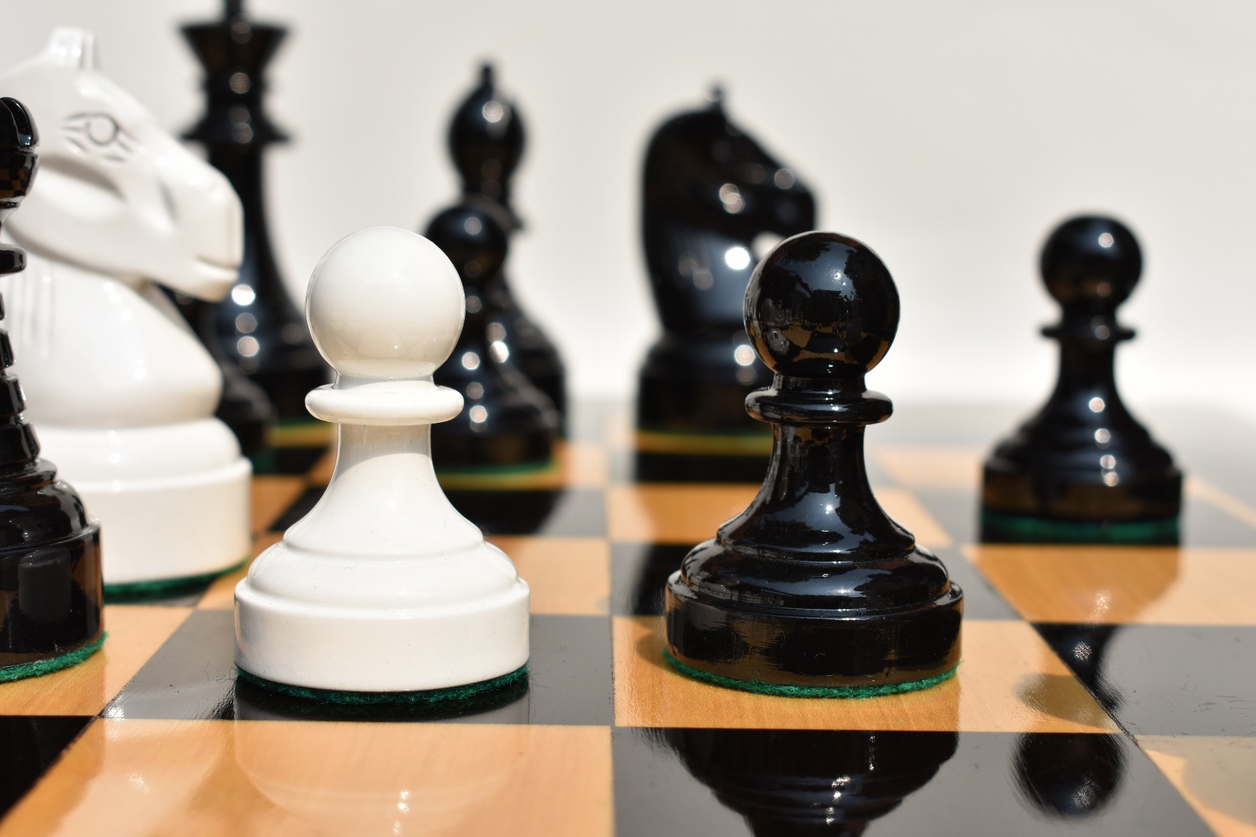 Mechanics Institute Chess Pieces <br> Ivory white & Black Lacquered <br> 4.25" King-2075 Mechanics Institute Chess Pieces Ivory white & Black Lacquered 4.25" King-2075