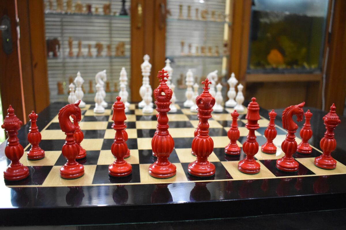 The Royal Series Bone Chess Pieces Natural Bone & Red Stained Bone 5.25" King-3103
