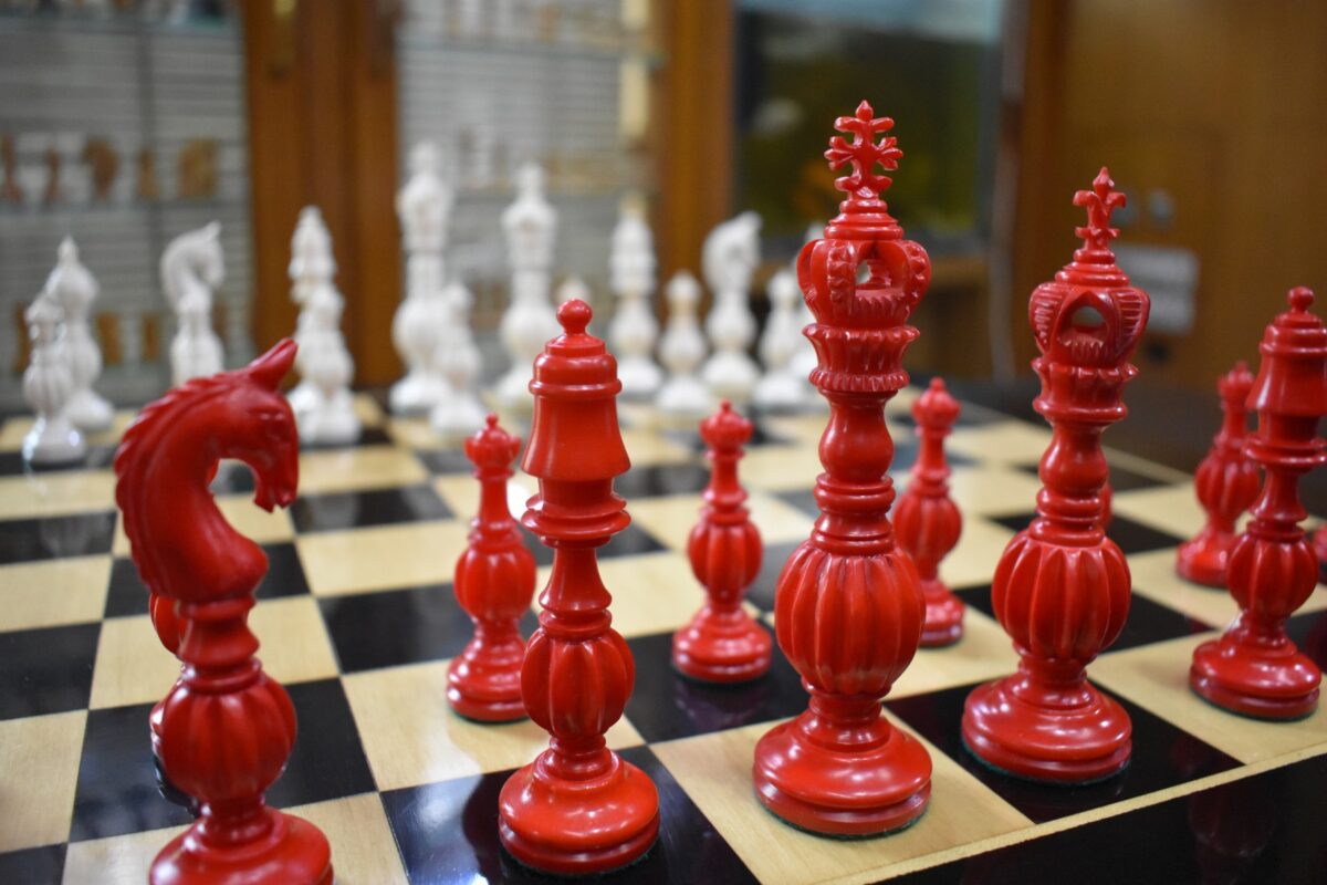 The Royal Series Bone Chess Pieces Natural Bone & Red Stained Bone 5.25" King-3104
