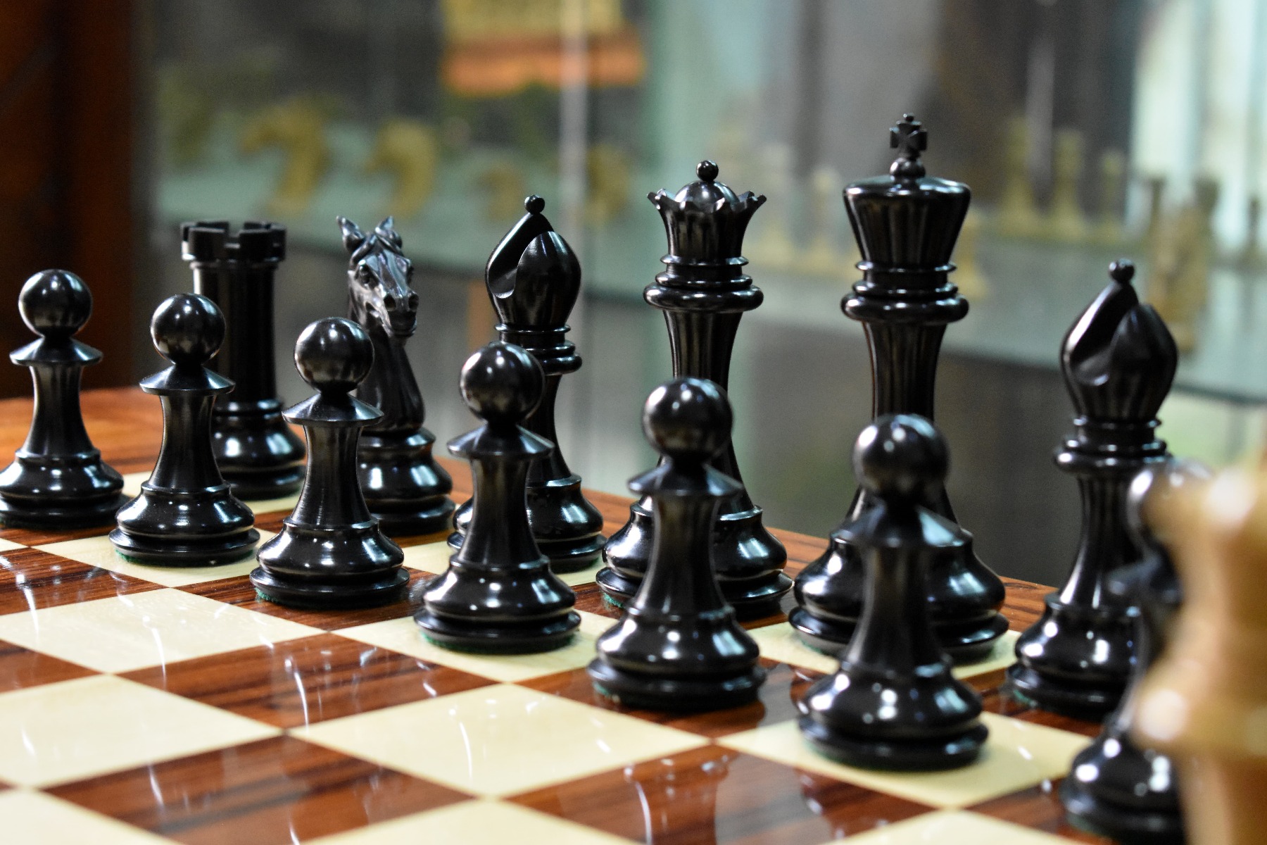St John Series Chess Pieces Matte Finish Boxwood & Ebony 4.4" King-2696