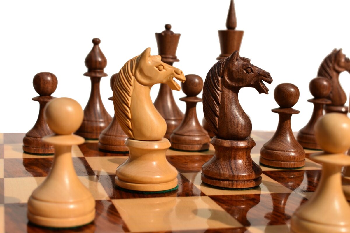 USSR Timeless Series Chess Pieces Boxwood & Acacia 4.75" King-2205