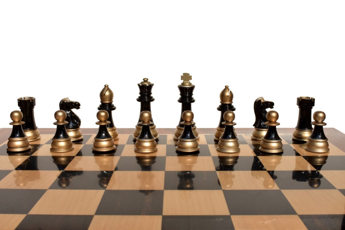 Windsor Castle Series Chess Pieces Black Gold Lacquered & Silver Gold 4" King-2314