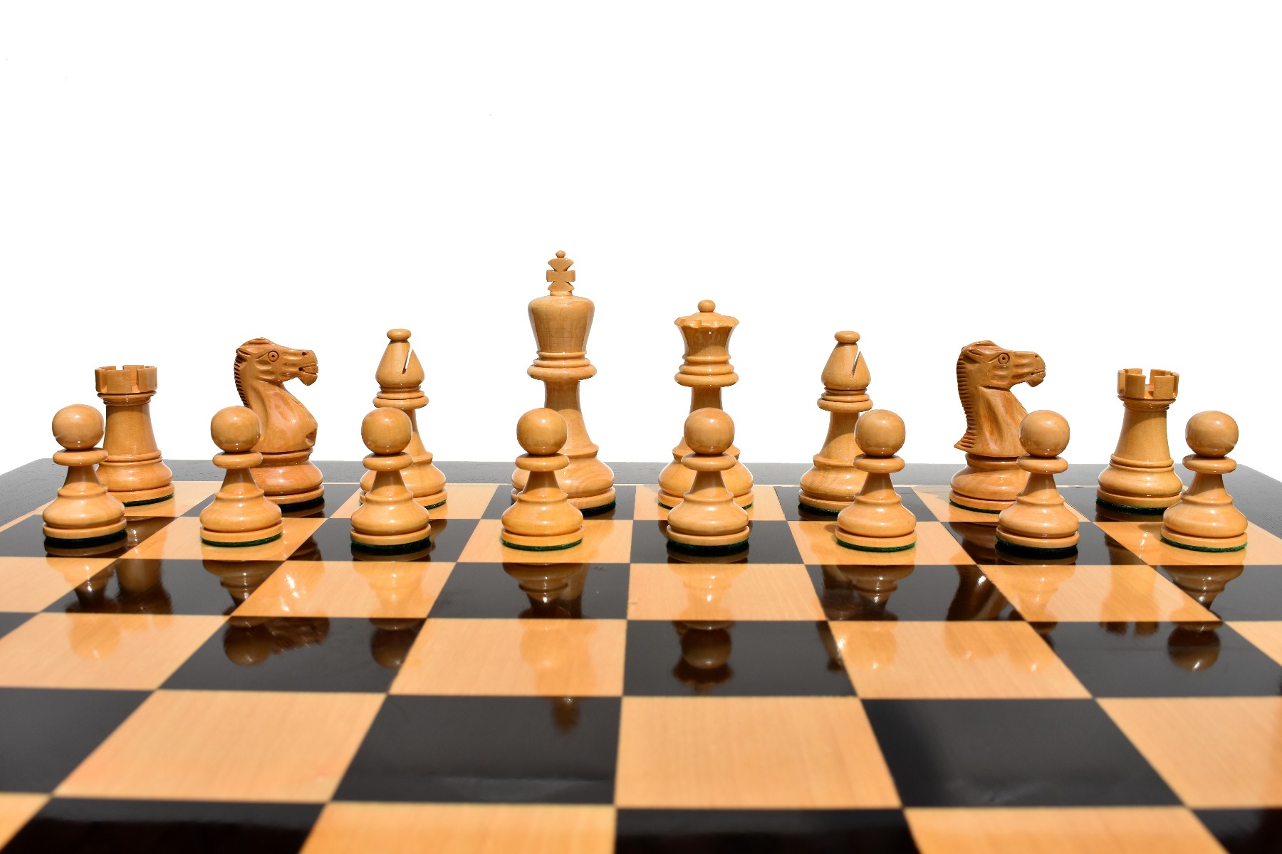 AIW-350 Series Chess Set Boxwood Lacquered & Black Lacquered 3.75" King with 2" Square Tournament Chess Board-3984