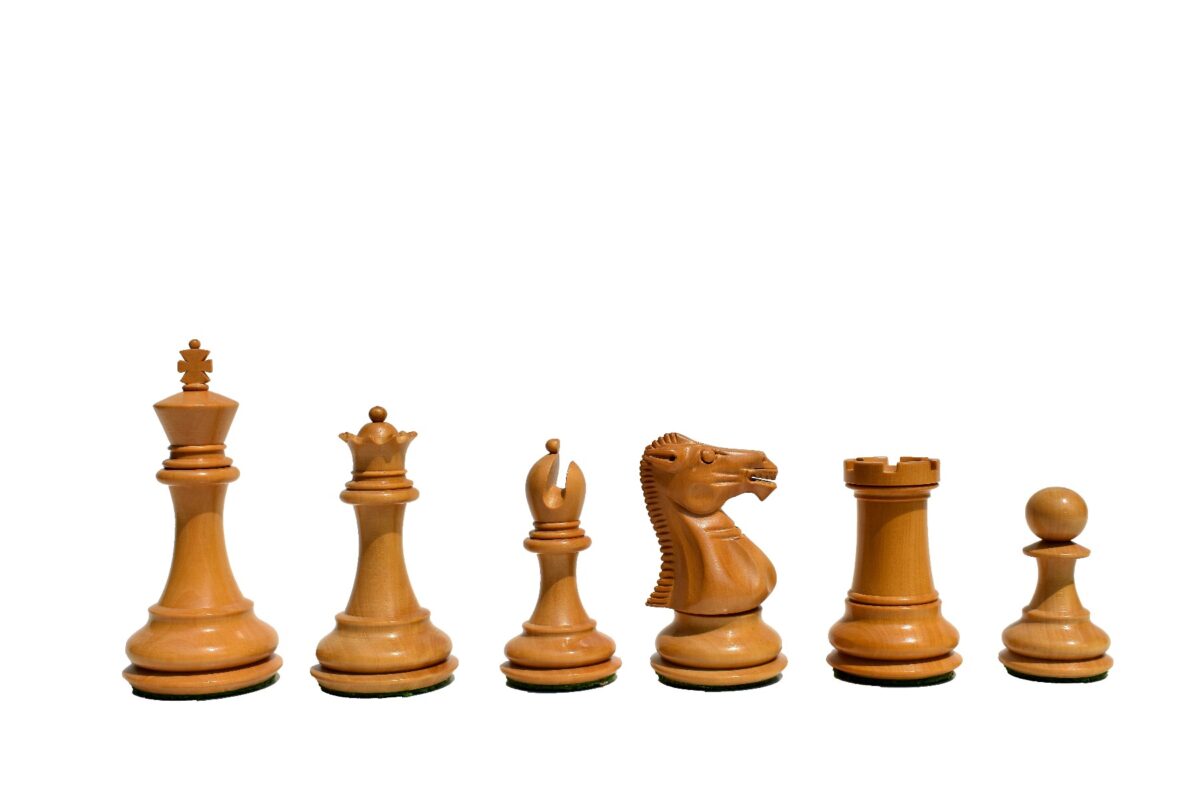 The Windsor Series Chess Set Boxwood & Ebony 3.5" King with 2" Square Tournament Series Chess Board-4124