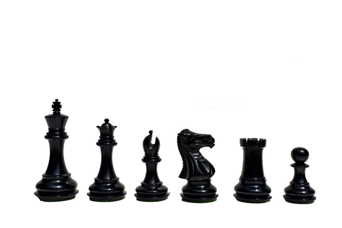 The Windsor Series Chess Set Boxwood & Ebony 3.5" King with 2" Square Tournament Series Chess Board-4125