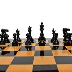 The Windsor Series Chess Set Boxwood & Ebony 3.5" King with 2" Square Tournament Series Chess Board-4128