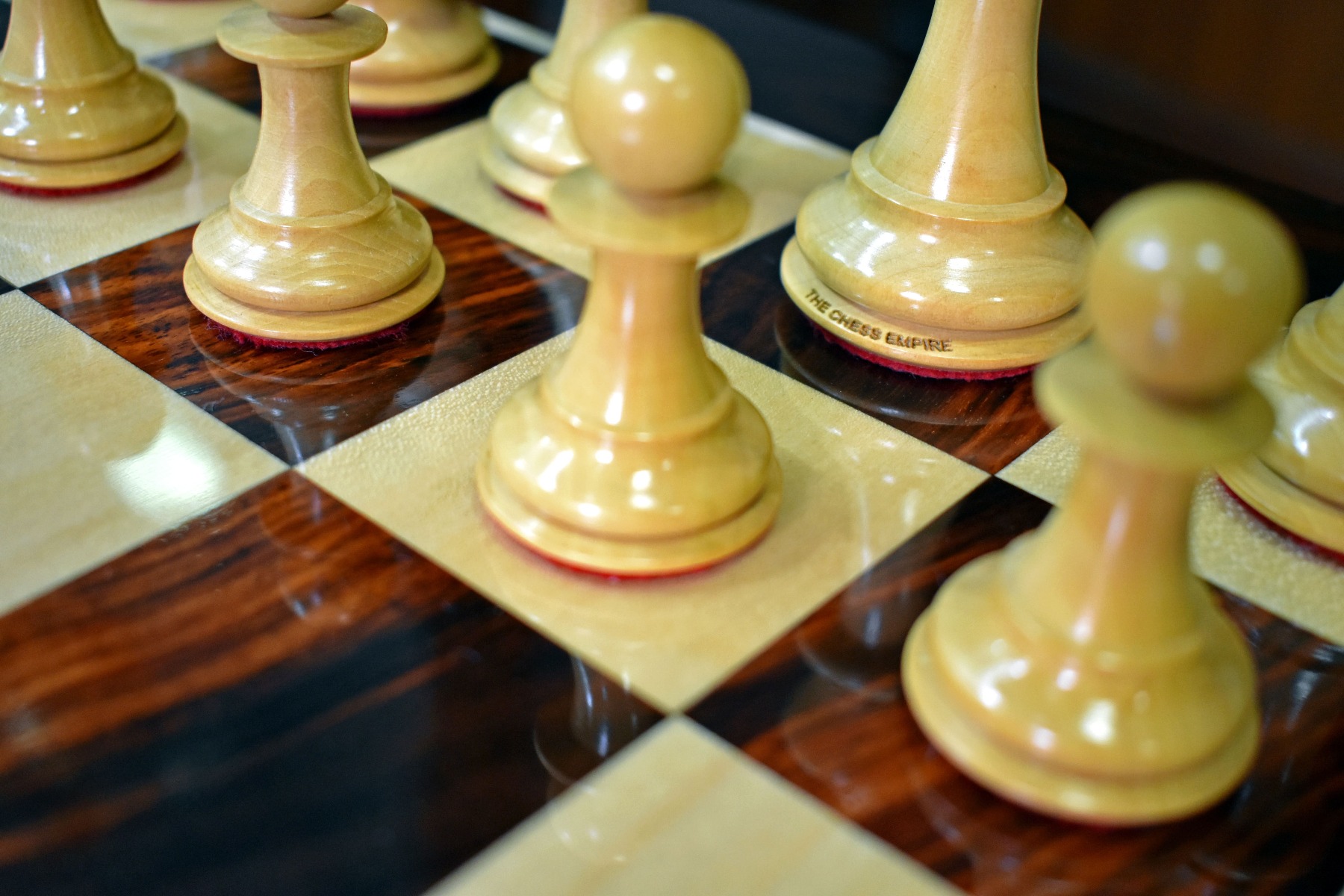 The Victoria Series Luxury Chess Table & Master Series Chess Pieces American Maple & Golden Grain Rosewood 2.5" Square-3832