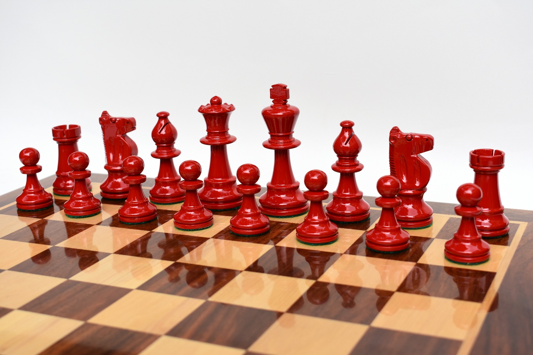 Lardy Staunton Chess Set Ivory White & Red Lacquered 3.5" King with 1.75" Square beveled Chess Board-4009