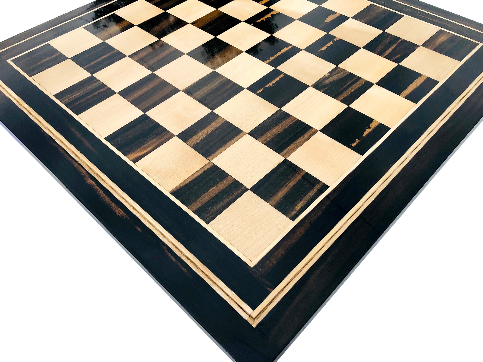luxury_and_most_beautiful_world_best_wood_chess_board_exclusive_chess_set_4__3