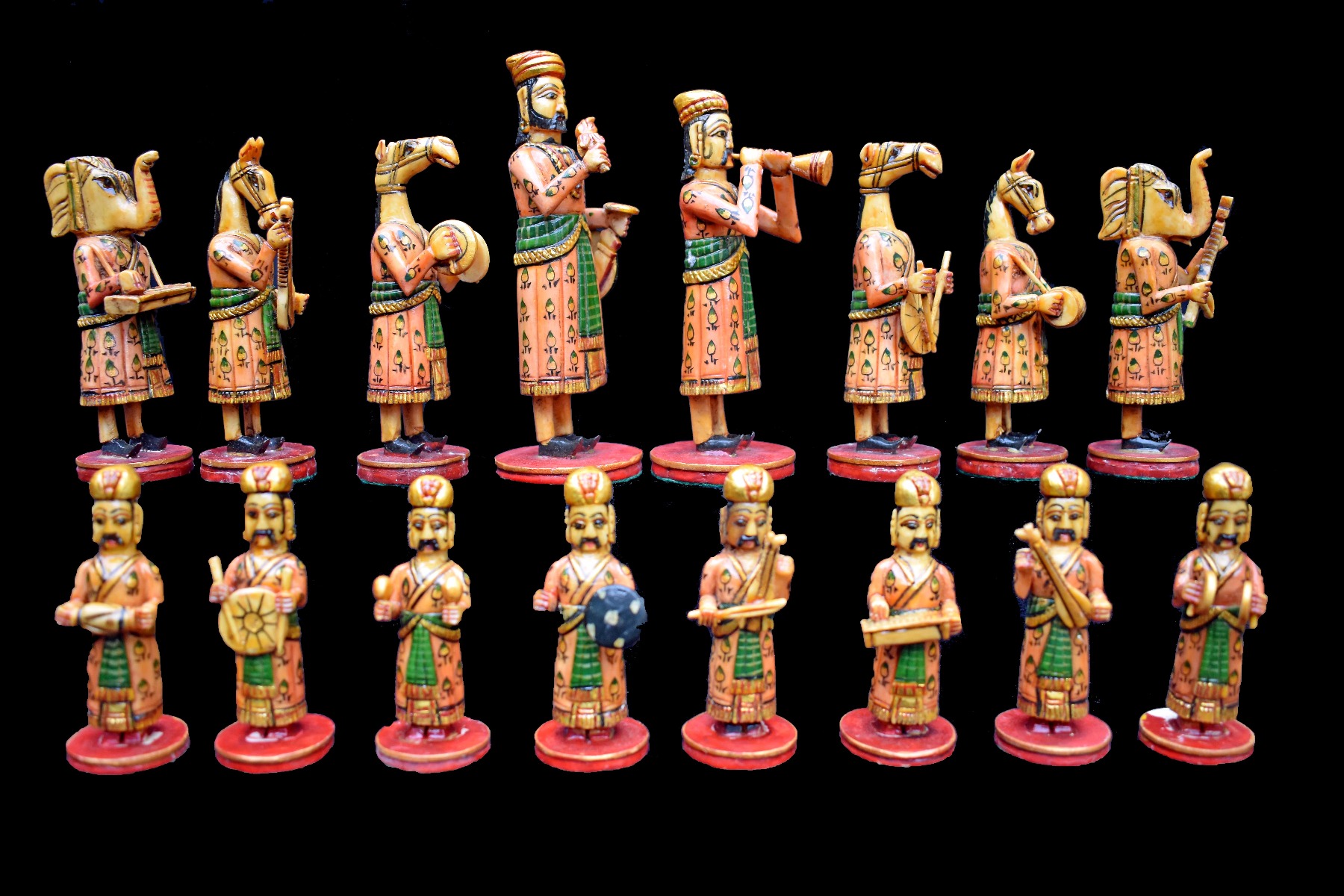 Rajasthan Art Musician Series Chess pieces Red & Green Hand Painted 5.75" King -4737