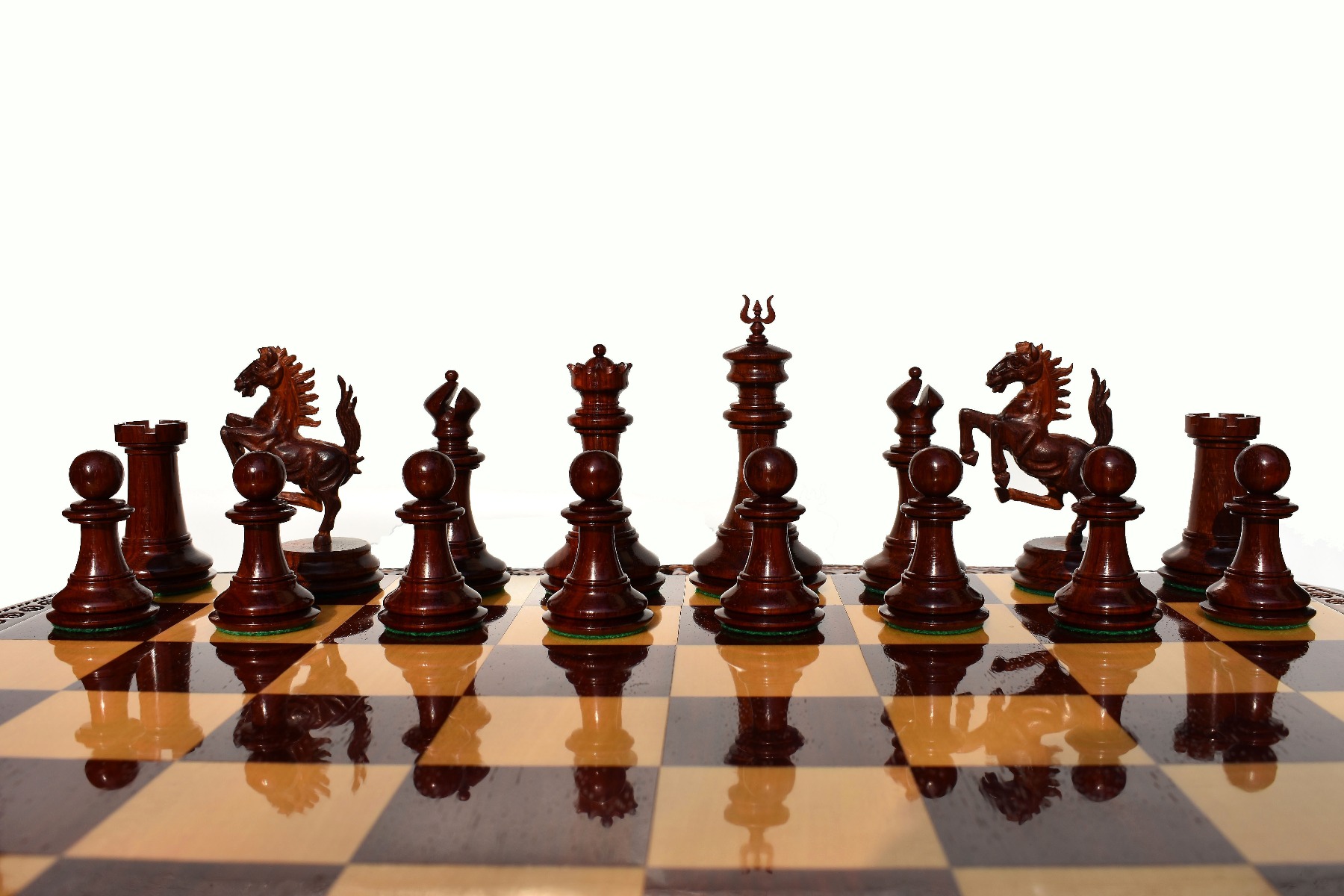 Ferrari Series Chess Pieces <br> Boxwood & Padauk <br> 4.4" King-4712 Ferrari Series Chess Pieces Boxwood & Padauk 4.4" King-4712