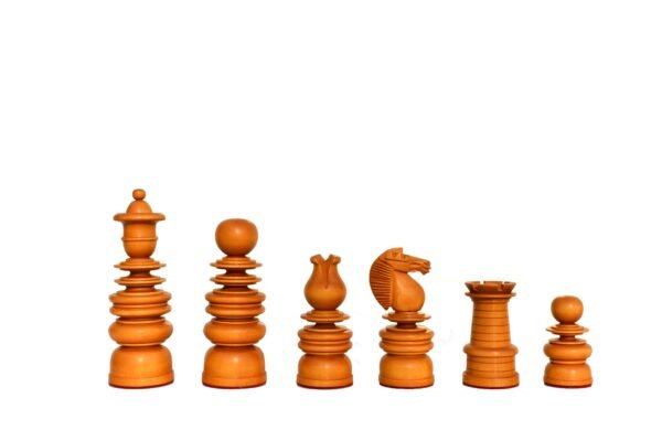Calvert Series Chess Pieces Antiqued Boxwood & Ebony 4.4
