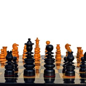 Calvert Series Chess Pieces Antiqued Boxwood & Ebony 4.4" king-5158