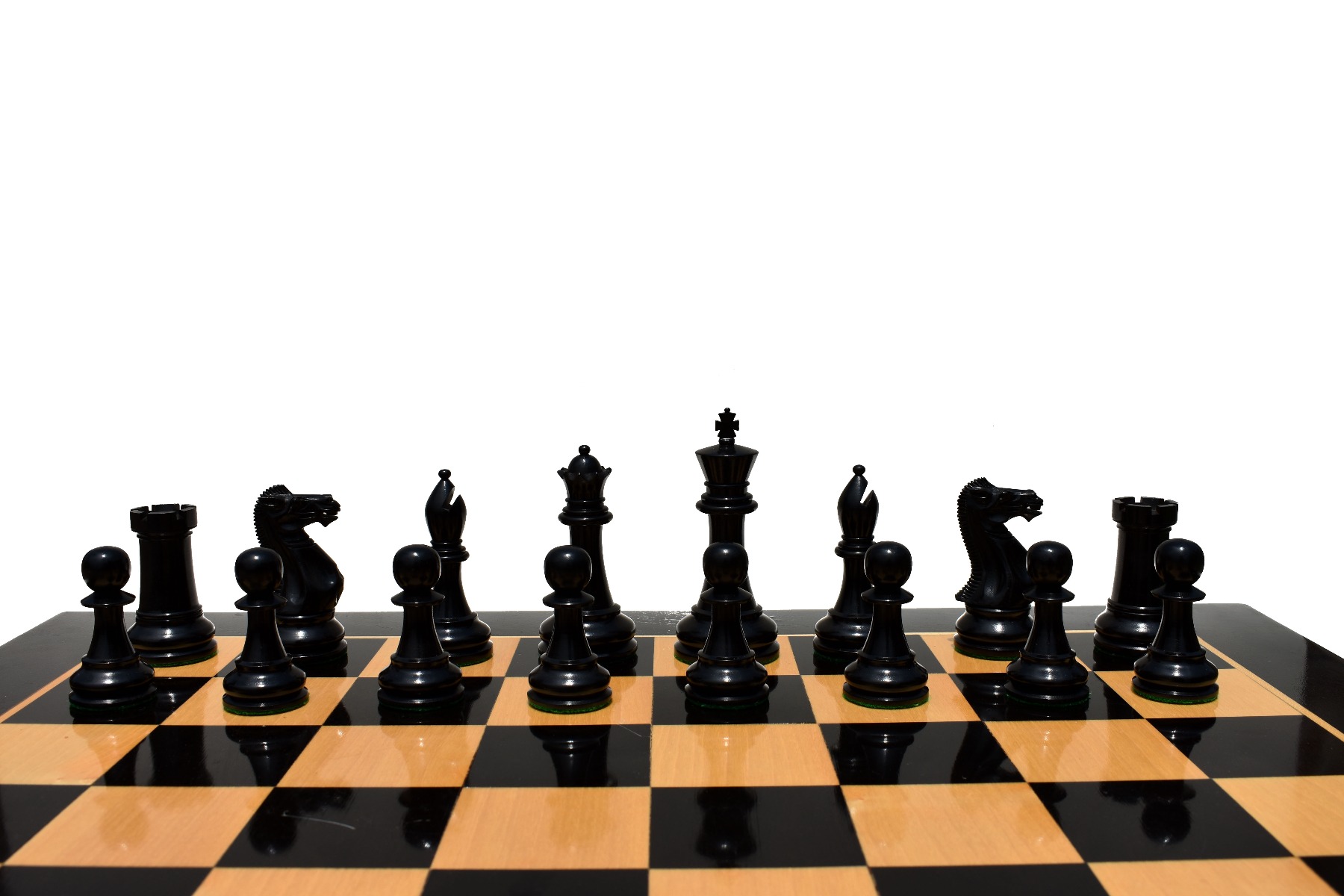 Collector Iv Series Chess Pieces <br> Boxwood & Ebony <br> 4" King-5559 Collector Iv Series Chess Pieces Boxwood & Ebony 4" King-5559