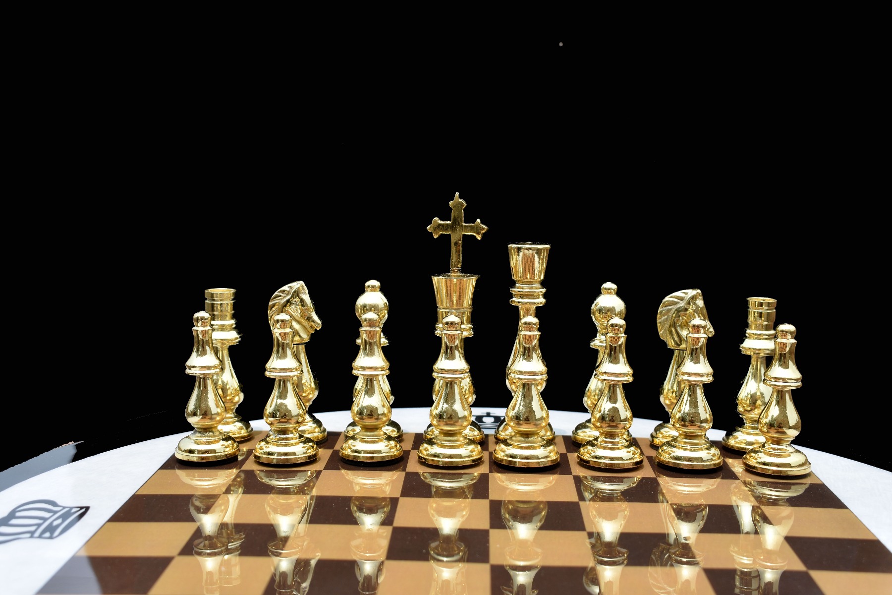 Brass Luxury Chess Table 22" x 18" Detachable <br> With Solid Brass 4.75" Chess Pieces-5330 Brass Luxury Chess Table 22" x 18" Detachable With Solid Brass 4.75" Chess Pieces-5330