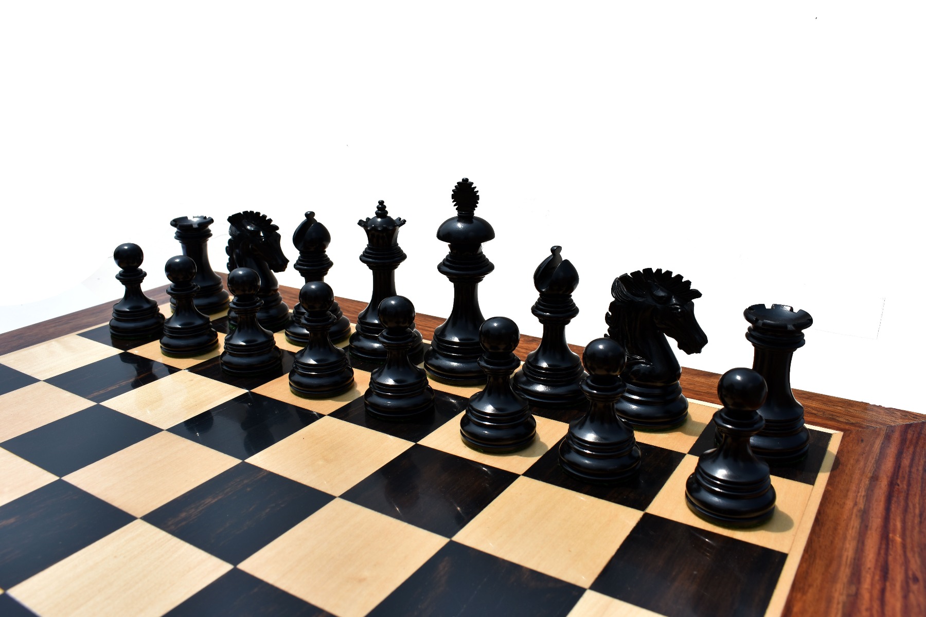 Wellington Series Chess Pieces Boxwood & Ebony 4.4" King-5620