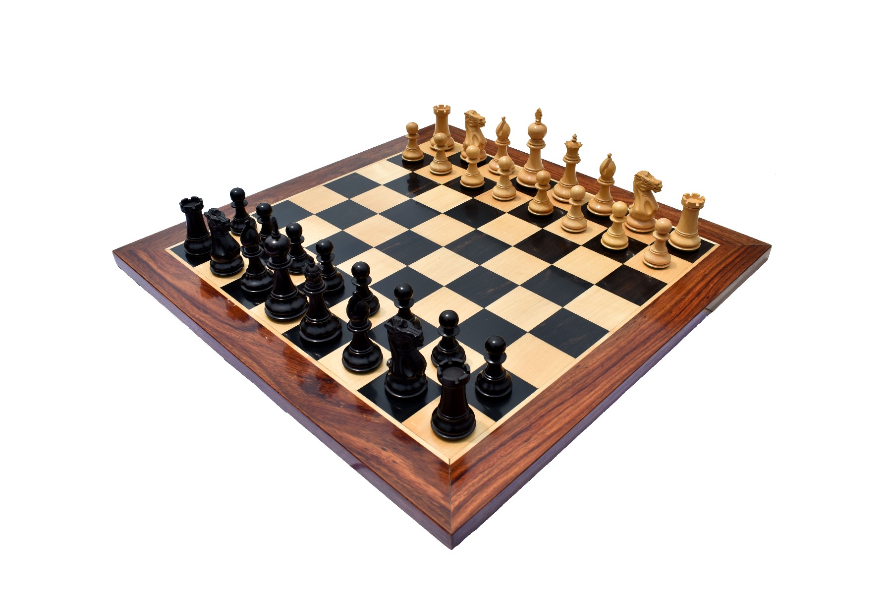 The Royal Knight Chess Set <br> Boxwood & Ebonized <br> 4" King with 2" Square chess board & storage Box-5691 The Royal Knight Chess Set Boxwood & Ebonized 4" King with 2" Square chess board & storage Box-5691