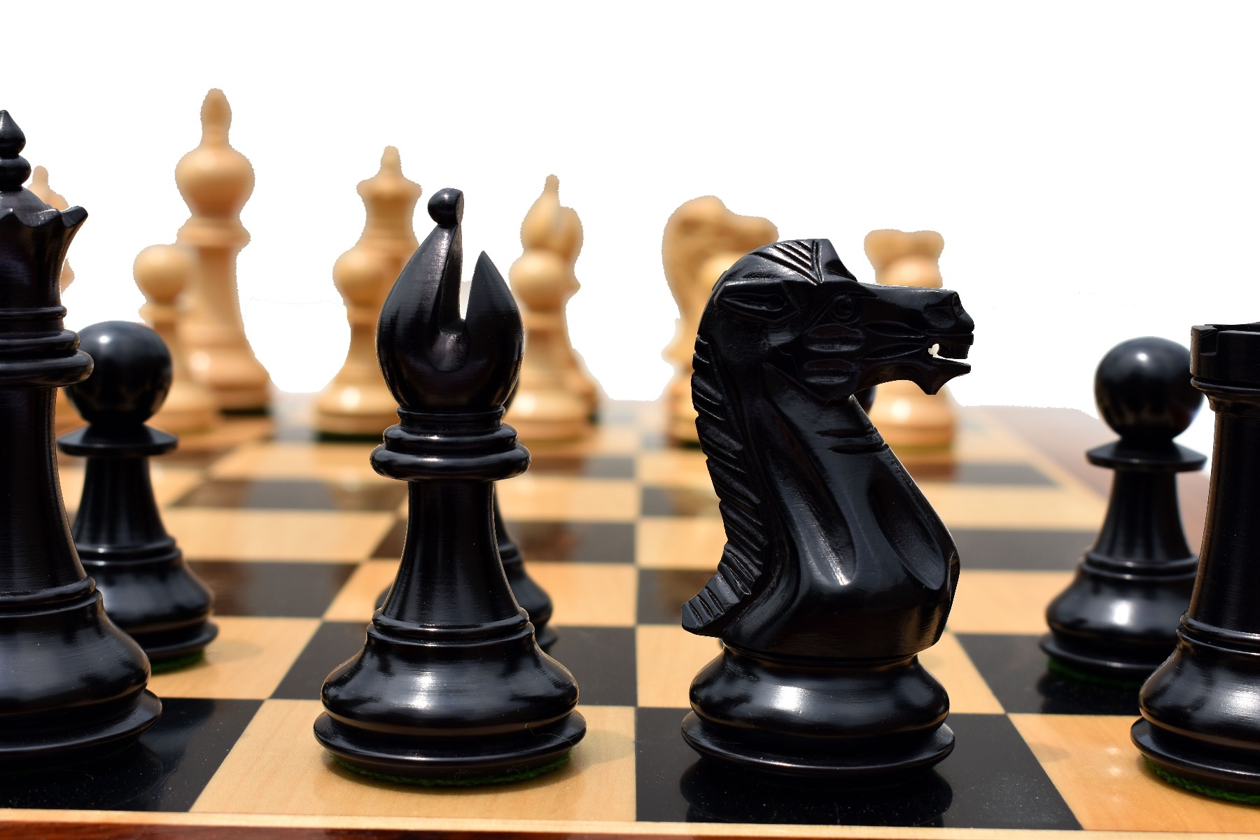 The Royal Knight Chess Set <br> Boxwood & Ebonized <br> 4" King with 2" Square chess board & storage Box-5699 The Royal Knight Chess Set Boxwood & Ebonized 4" King with 2" Square chess board & storage Box-5699