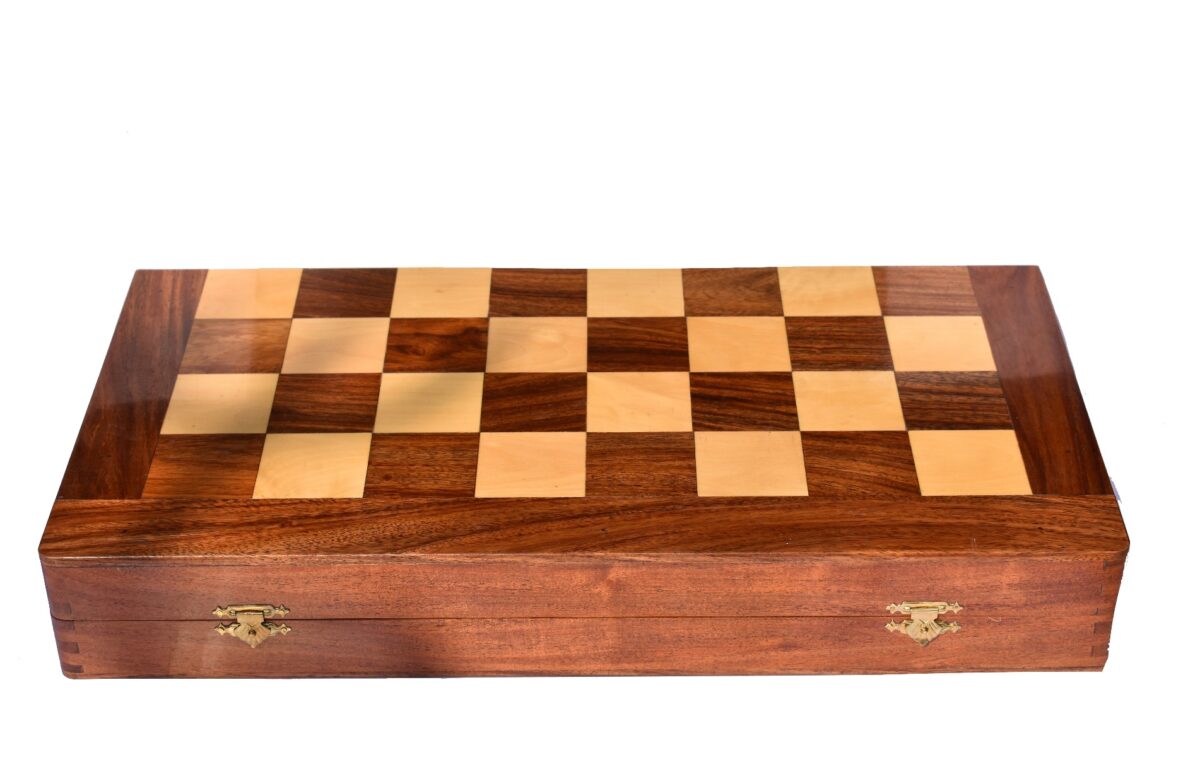 Grandmaster Series Chess set Boxwood & Green Gilded Boxwood 3.75" King with 18" Chess Board-6442