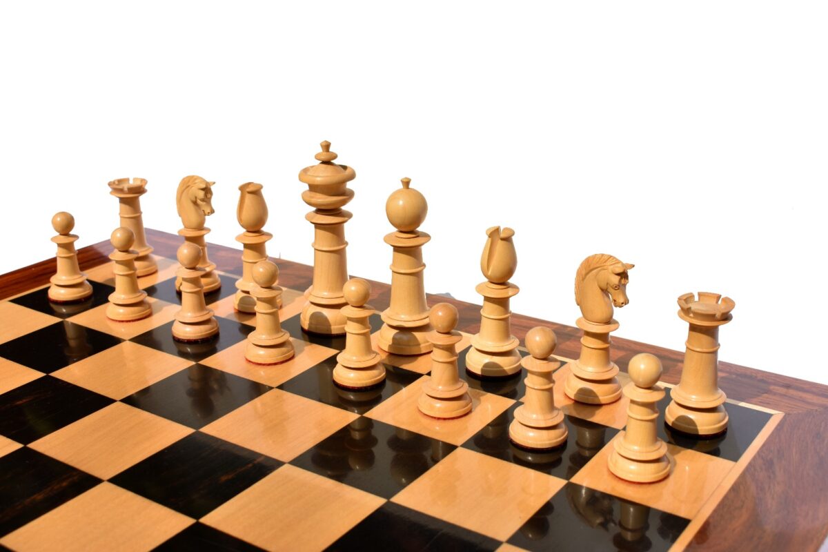 1830 Northern Upright Series Reproduction Chess Pieces Boxwood & Ebony 4.5" King-6489