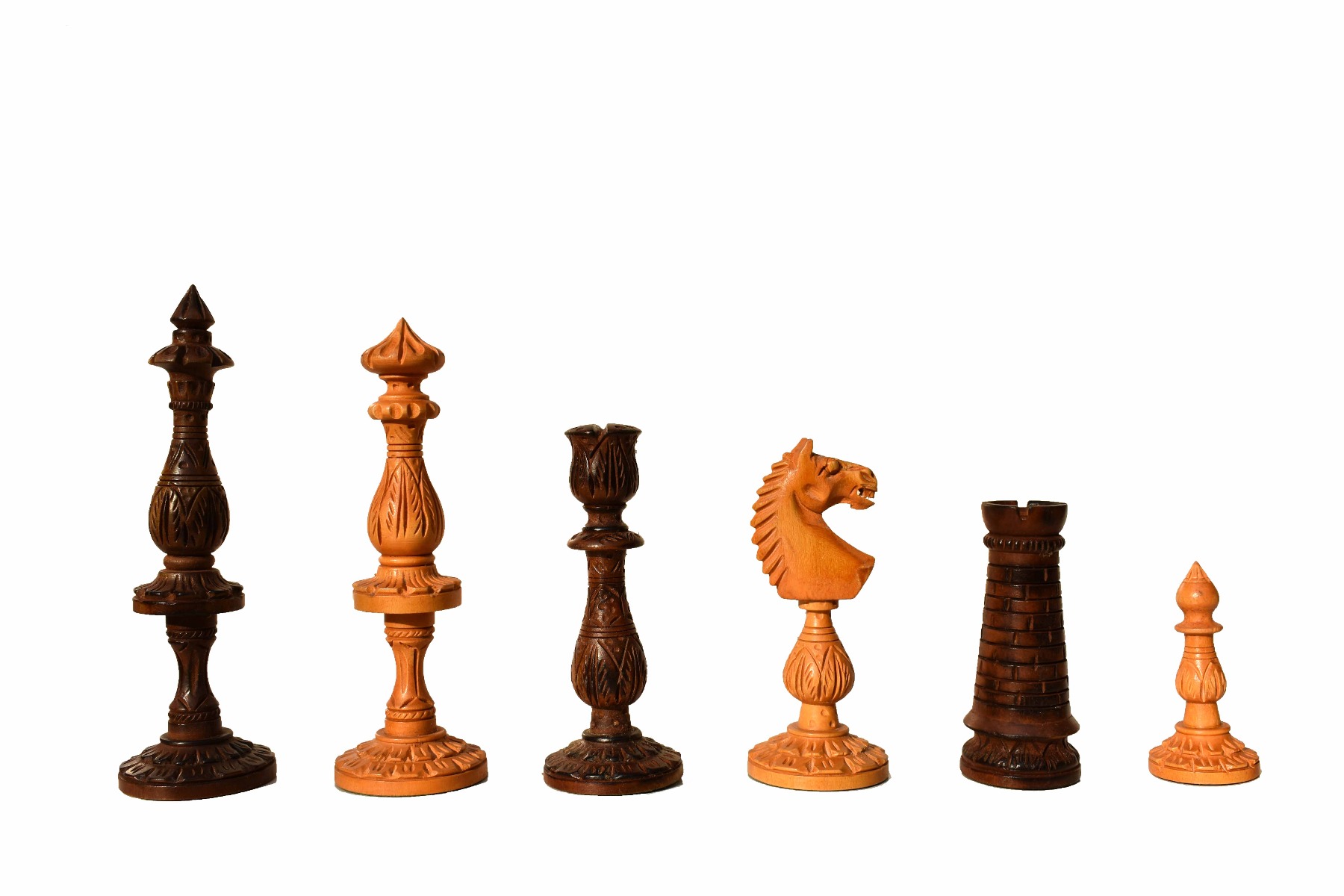 The Marshall Artistic Series Chess Pieces Antiqued Boxwood Burnt & Walnut Gilded Boxwood 5.25" King-6587