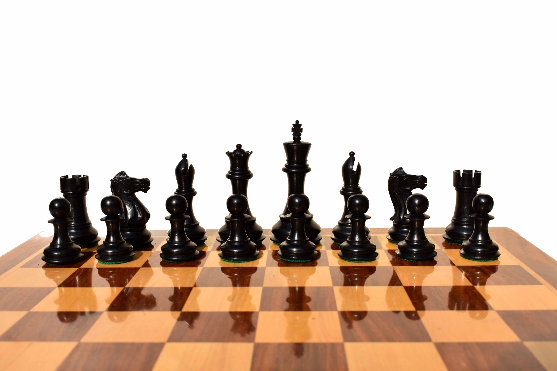 players_series_staunton_wood_chess_set_pieces_11__1