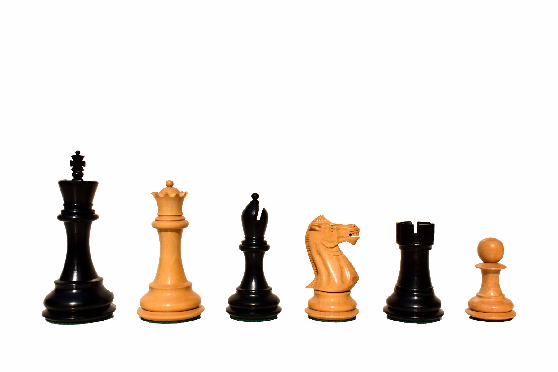 players_series_staunton_wood_chess_set_pieces_2__1