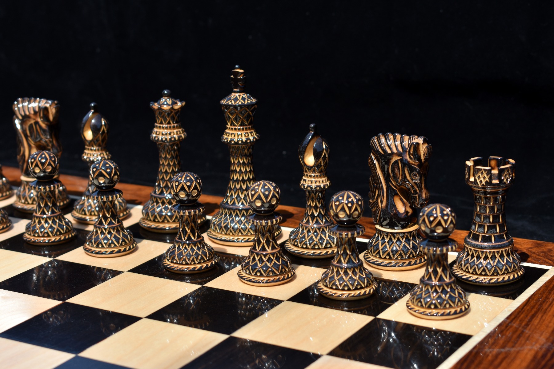 Limited Edition Designer Parker Series Chess Pieces <br> Boxwood Burnt High Glossy <br> 4" King-7397 Limited Edition Designer Parker Series Chess Pieces Boxwood Burnt High Glossy 4" King-7397