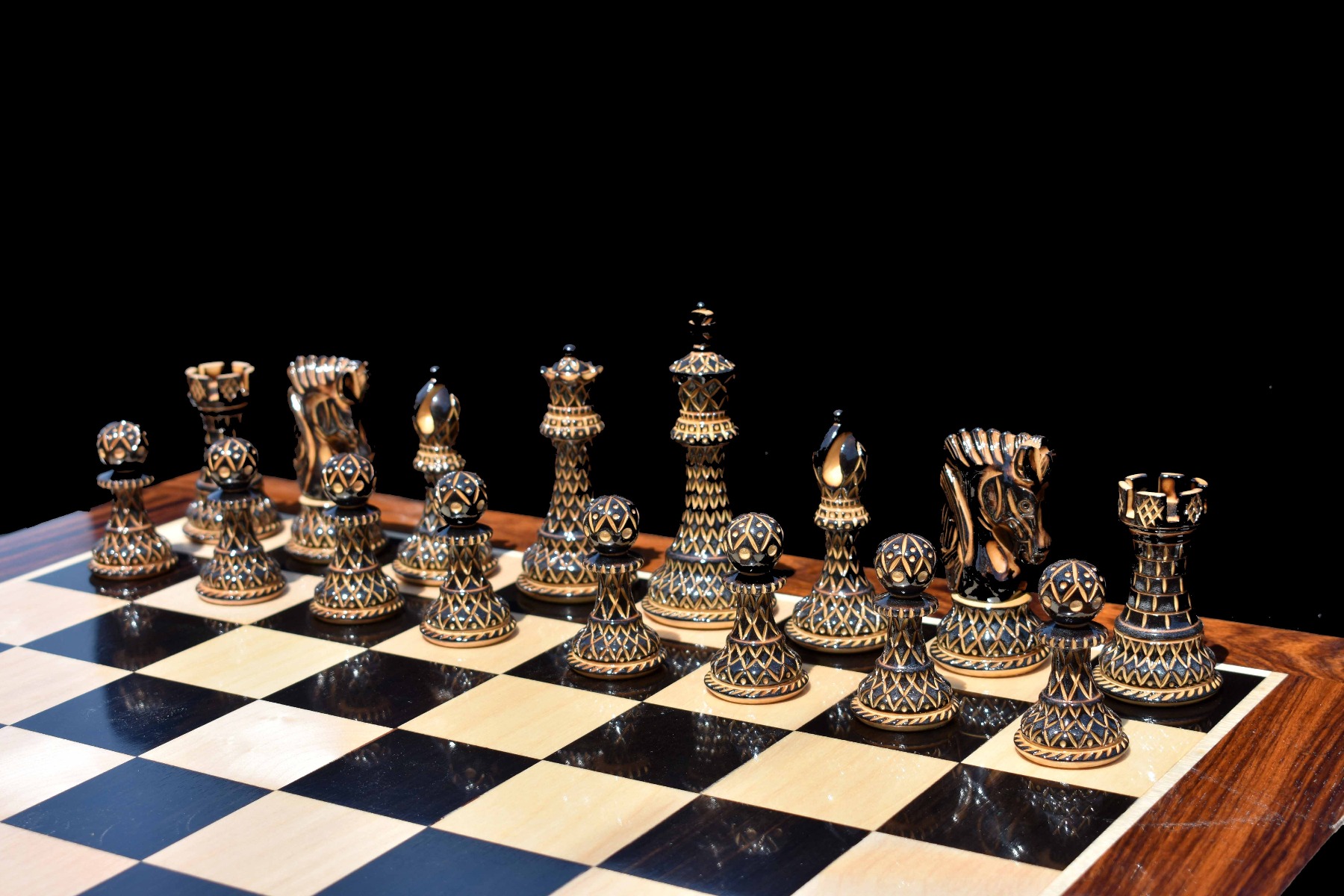 Limited Edition Designer Parker Series Chess Pieces <br> Boxwood Burnt High Glossy <br> 4" King-7398 Limited Edition Designer Parker Series Chess Pieces Boxwood Burnt High Glossy 4" King-7398