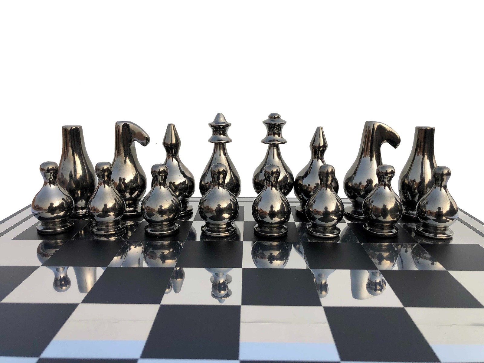 Eglon Series Chess Set Alluminum & Black Coated Aluminum 3.5" king with 16" Chess board-6849