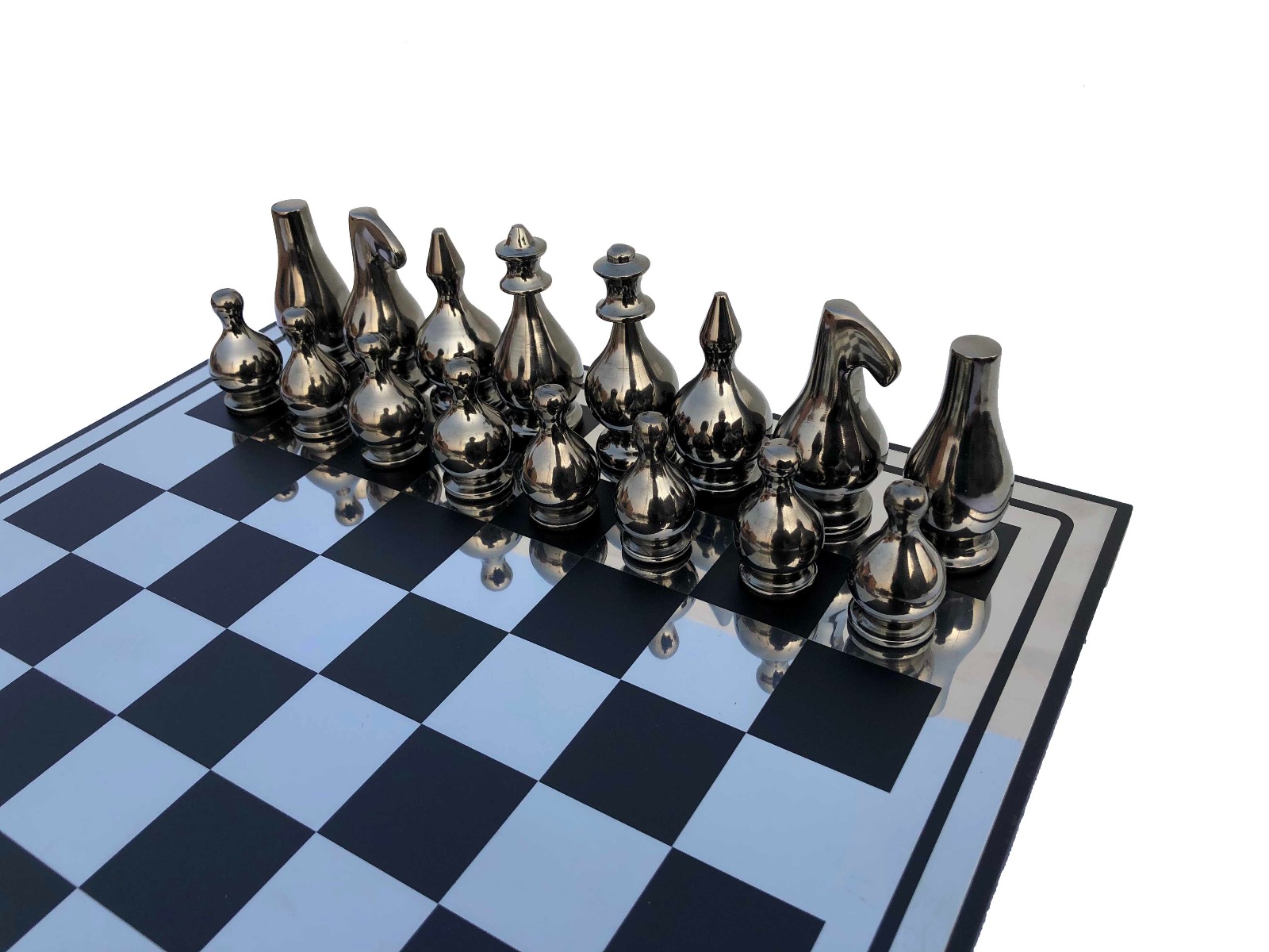 Eglon Series Chess Set Alluminum & Black Coated Aluminum 3.5" king with 16" Chess board-6850
