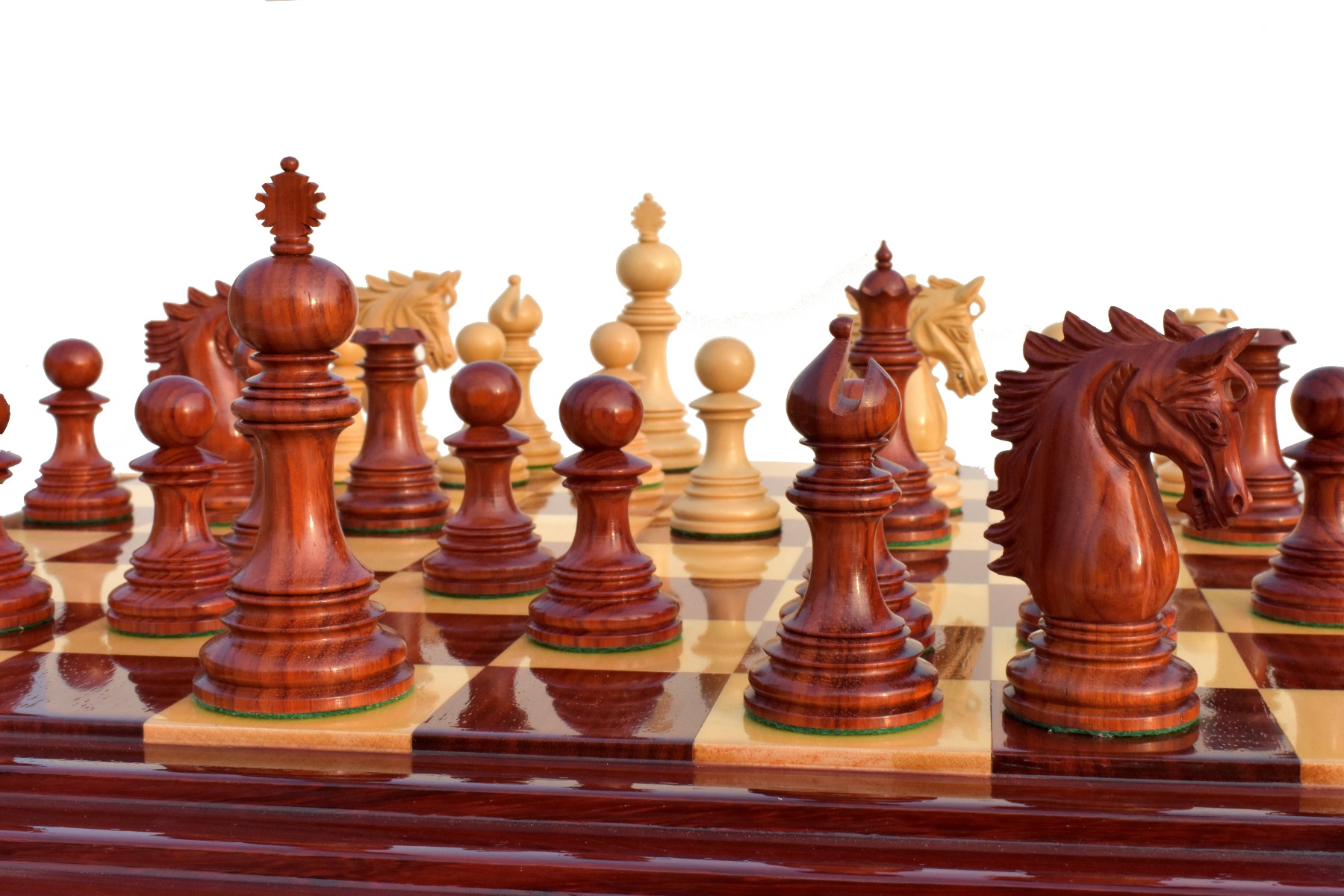 Victoria Castle Series Chess Pieces <br> Boxwood & padauk <br> 4.4" King-7061 Victoria Castle Series Chess Pieces Boxwood & padauk 4.4" King-7061