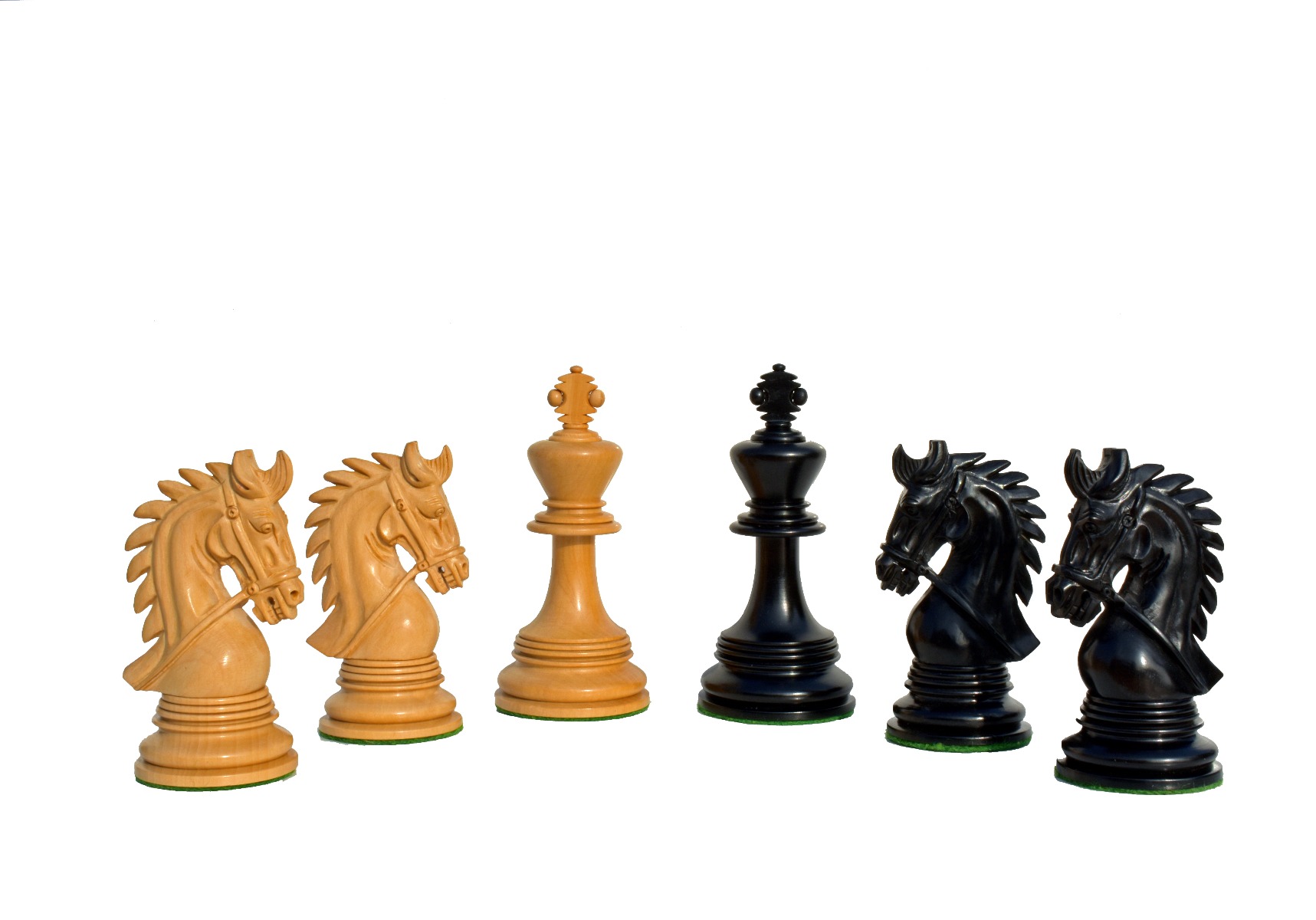 Bridle Staunton Chess Pieces <br> Boxwood & Ebony <br> 4.25" King-7041 Bridle Staunton Chess Pieces Boxwood & Ebony 4.25" King-7041