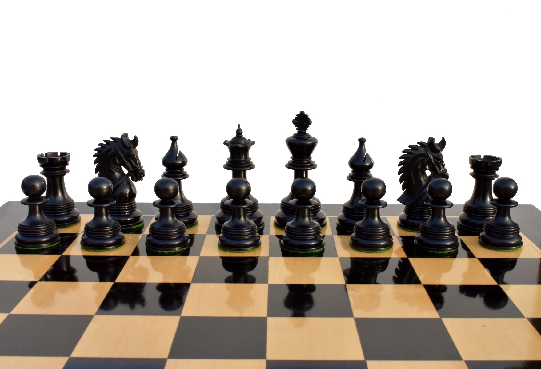 Bridle Staunton Chess Pieces <br> Boxwood & Ebony <br> 4.25" King-7044 Bridle Staunton Chess Pieces Boxwood & Ebony 4.25" King-7044