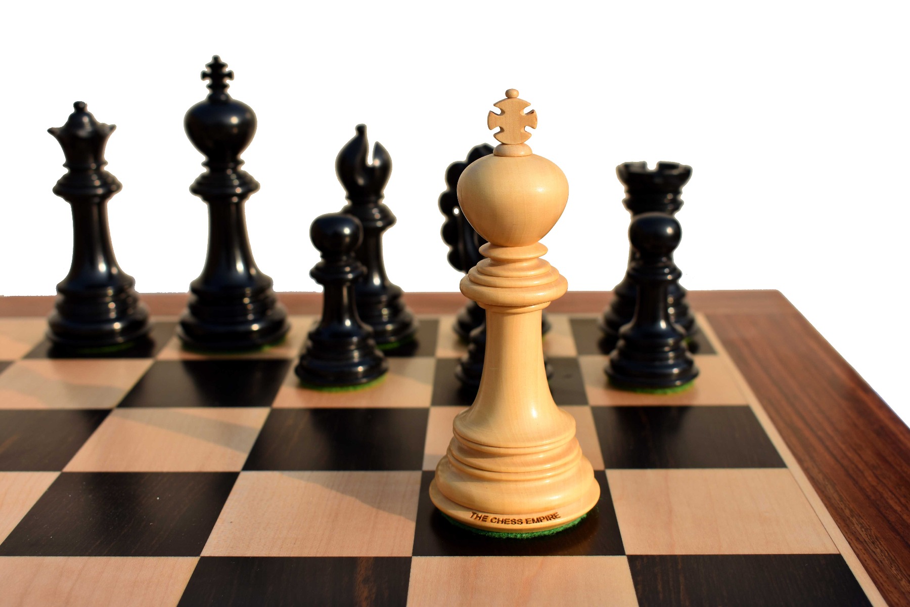 Svadilfari Stallion Series Chess Pieces Boxwood & Ebony 4.4" king-6913