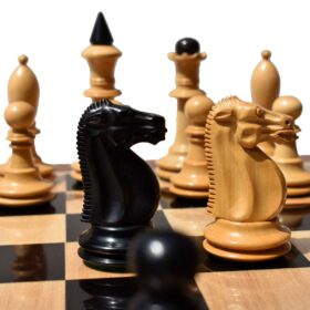 The Shkolnik Series version II soviet reproduction Chess set Boxwood & Ebonized 3.5" King with 1.75" Square Chess board-7182