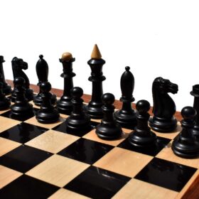 The Shkolnik Series version II soviet reproduction Chess set Boxwood & Ebonized 3.5" King with 1.75" Square Chess board-7188