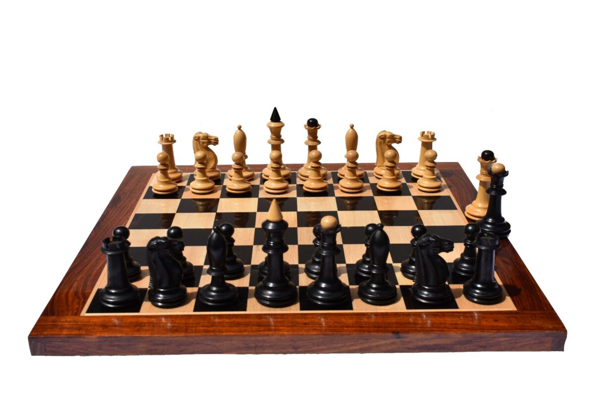 The Shkolnik Series version II soviet reproduction Chess set Boxwood & Ebonized 3.5" King with 1.75" Square Chess board-7177